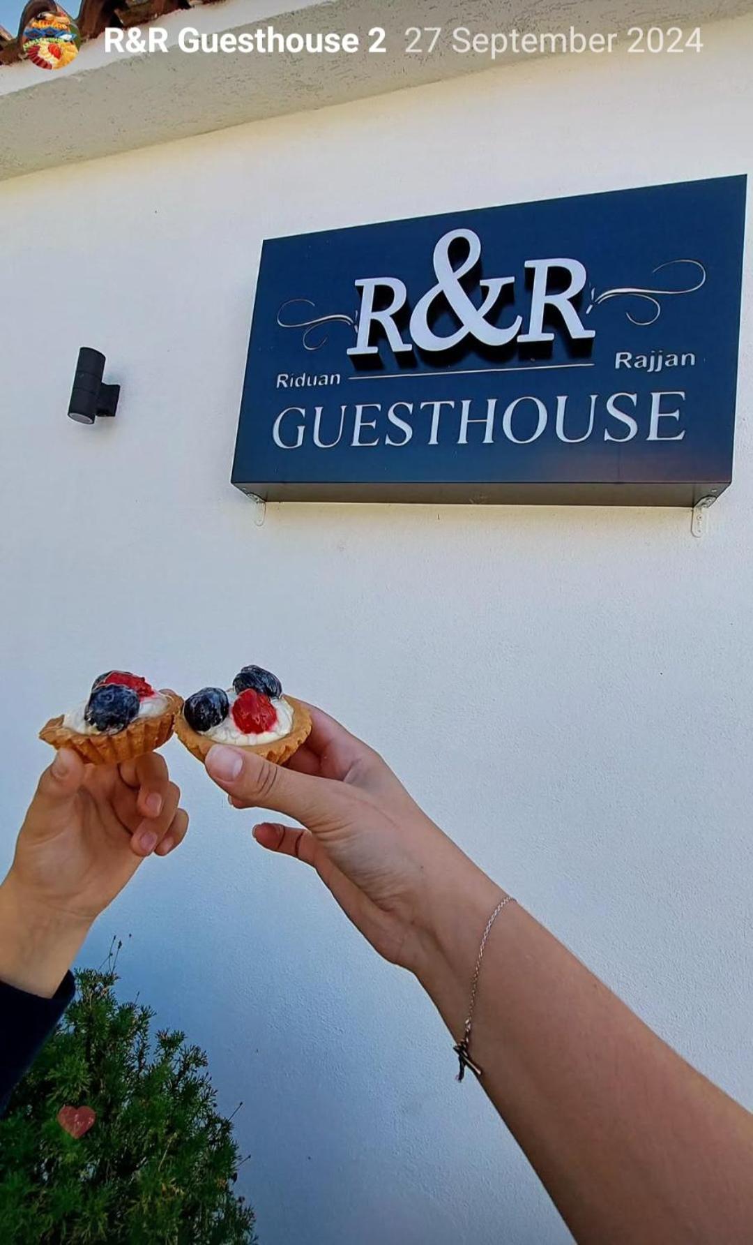 R&R Gesthouse Hotel Shiroka Exterior photo